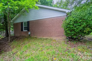 6410 Pineburr Ct, Charlotte, NC 28211 - Photo 34