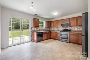 9718 Eagle Feathers Drive, Charlotte, NC 28214 - Photo 14