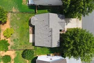 8837 Goldfields Dr, Charlotte, NC 28227 - Photo 4