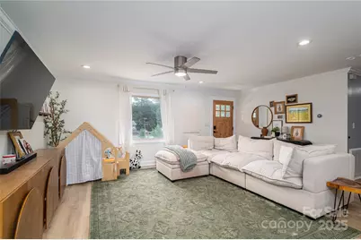 3116 Sunset Road, Charlotte, NC 28216 - Photo 14