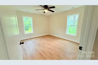 203 Beacon Avenue, Morganton, NC 28655 - Photo 14