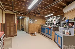 60 Persimmons Ln, Burnsville, NC 28714 - Photo 18