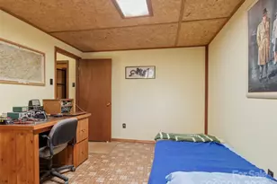 60 Persimmons Ln, Burnsville, NC 28714 - Photo 14