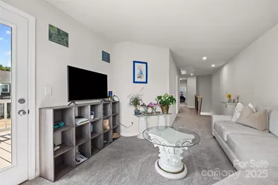 15345 Braid Meadow Drive, Charlotte, NC 28278 - Photo 16