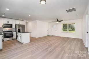 600 Self St, Cherryville, NC 28021 - Photo 8