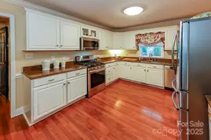 191 Briarwood Dr, Rutherfordton, NC 28139 - Photo 8