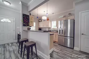 1723 Burgin St, Charlotte, NC 28205 - Photo 4