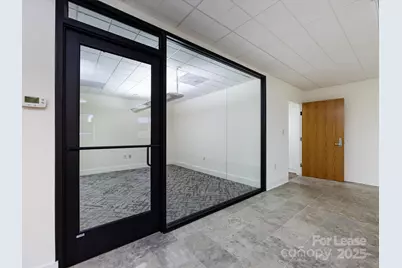 1812 W Morehead Street, Charlotte, NC 28208 - Photo 8