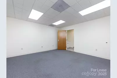 1812 W Morehead Street, Charlotte, NC 28208 - Photo 22