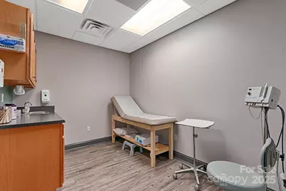 120 Chadwick Square Court #A, Hendersonville, NC 28739 - Photo 4