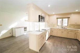 107 Woodsway Ln, Morganton, NC 28655 - Photo 14