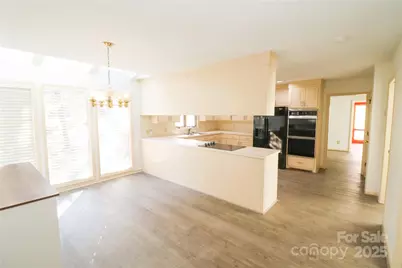 107 Woodsway Lane, Morganton, NC 28655 - Photo 12