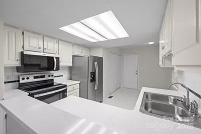 9024 Saint Thomas Lane, Charlotte, NC 28277 - Photo 4