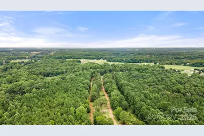 975 McAfee Court, York, SC 29745 - Photo 2
