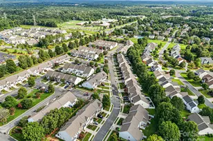 128 Autumn Falls Dr, Lake Wylie, SC 29710 - Photo 32