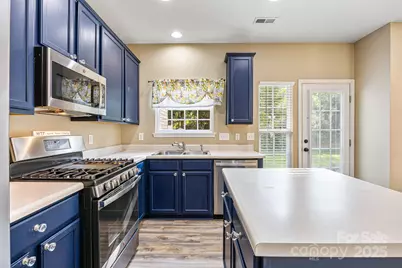 128 Autumn Falls Drive, Lake Wylie, SC 29710 - Photo 12