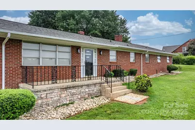 2761 Highland Avenue NE, Hickory, NC 28601 - Photo 28