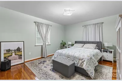 2761 Highland Avenue NE, Hickory, NC 28601 - Photo 16