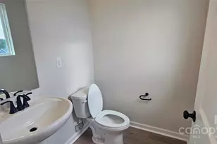 1986 W Davidson Ave, Gastonia, NC 28052 - Photo 6