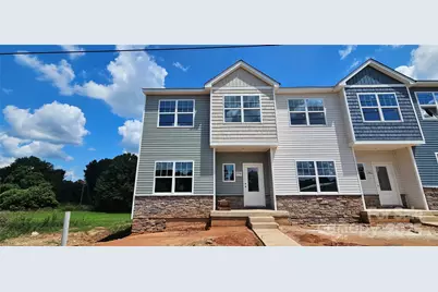 1990 W Davidson Avenue, Gastonia, NC 28052 - Photo 1