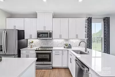 1324 Gleason Way #1007 D, Charlotte, NC 28217 - Photo 6