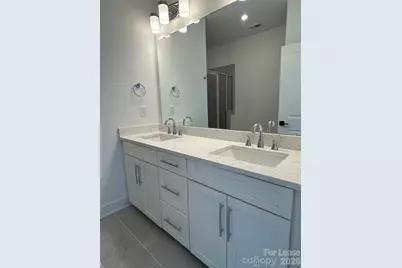 1111 Kokomo Lane, Charlotte, NC 28206 - Photo 14