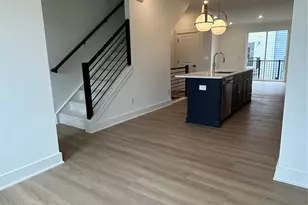 1111 Kokomo Ln, Charlotte, NC 28206 - Photo 8