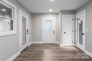 118 Rugby Forest Ln, Hendersonville, NC 28791 - Photo 32