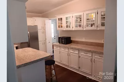 7010 Executive Circle, Denver, NC 28037 - Photo 8