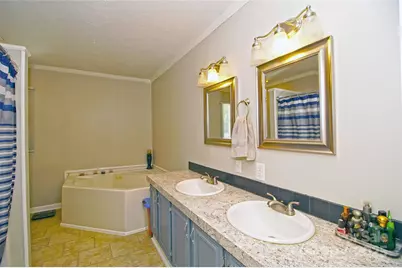 7010 Executive Circle, Denver, NC 28037 - Photo 12