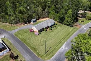 2218 Woodcrest Dr, Kannapolis, NC 28081 - Photo 34