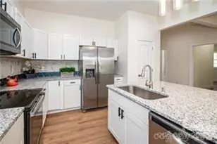 115 W Lacy St, Chester, SC 29706 - Photo 4