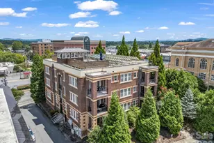 203 6th Ave W, Hendersonville, NC 28739 - Photo 26