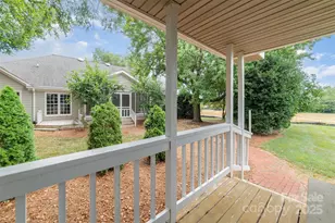415 N Greenbriar Rd, Statesville, NC 28625 - Photo 28