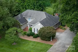 415 N Greenbriar Rd, Statesville, NC 28625 - Photo 2