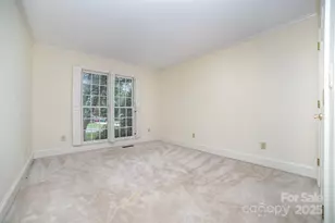 415 N Greenbriar Rd, Statesville, NC 28625 - Photo 16