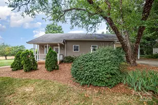 415 N Greenbriar Rd, Statesville, NC 28625 - Photo 22