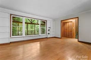 138 Stillwagon Ln, Cedar Mountain, NC 28718 - Photo 10