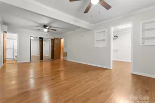 138 Stillwagon Ln, Cedar Mountain, NC 28718 - Photo 22