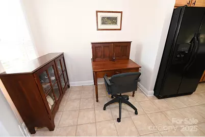 1384 21st Avenue NE, Hickory, NC 28601 - Photo 18