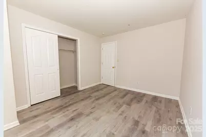 7330 Rose Terrace Court, Charlotte, NC 28215 - Photo 10