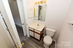 7330 Rose Terrace Ct, Charlotte, NC 28215 - Photo 20