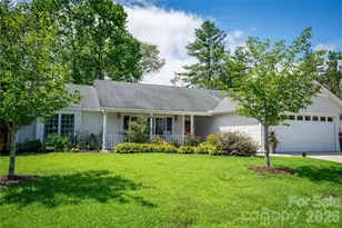 60 Southchase Dr, Fletcher, NC 28732 - Photo 1