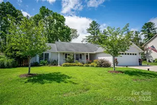 60 Southchase Dr, Fletcher, NC 28732 - Photo 1