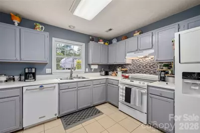 60 Southchase Drive, Fletcher, NC 28732 - Photo 16