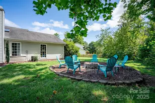 60 Southchase Dr, Fletcher, NC 28732 - Photo 26