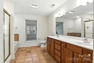 3131 9th Street Drive NE, Hickory, NC 28601 - Photo 18