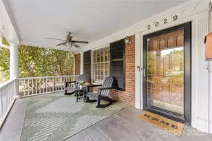 2029 Charlotte Dr, Charlotte, NC 28203 - Photo 2