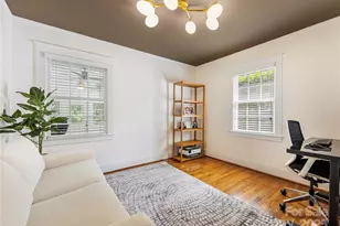 2029 Charlotte Dr, Charlotte, NC 28203 - Photo 12