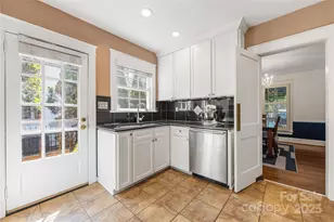 2029 Charlotte Dr, Charlotte, NC 28203 - Photo 14